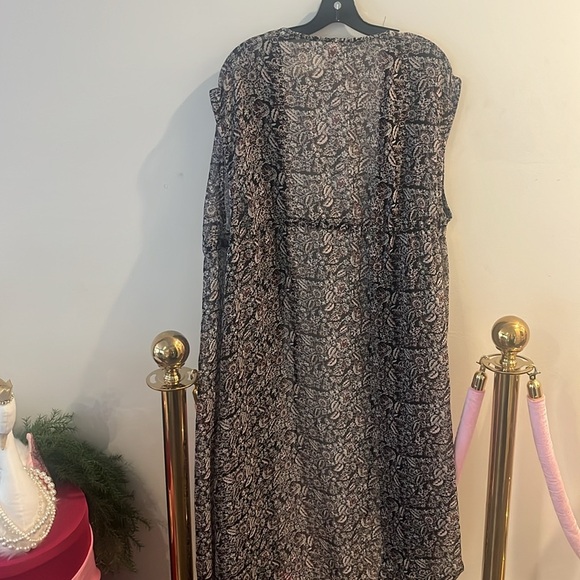 Black Patterned Sleeveless Swim by CACIQUE COVER UP - Picture 4 of 5